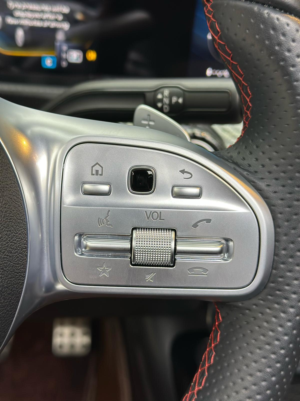 Mercedes-AMG A35