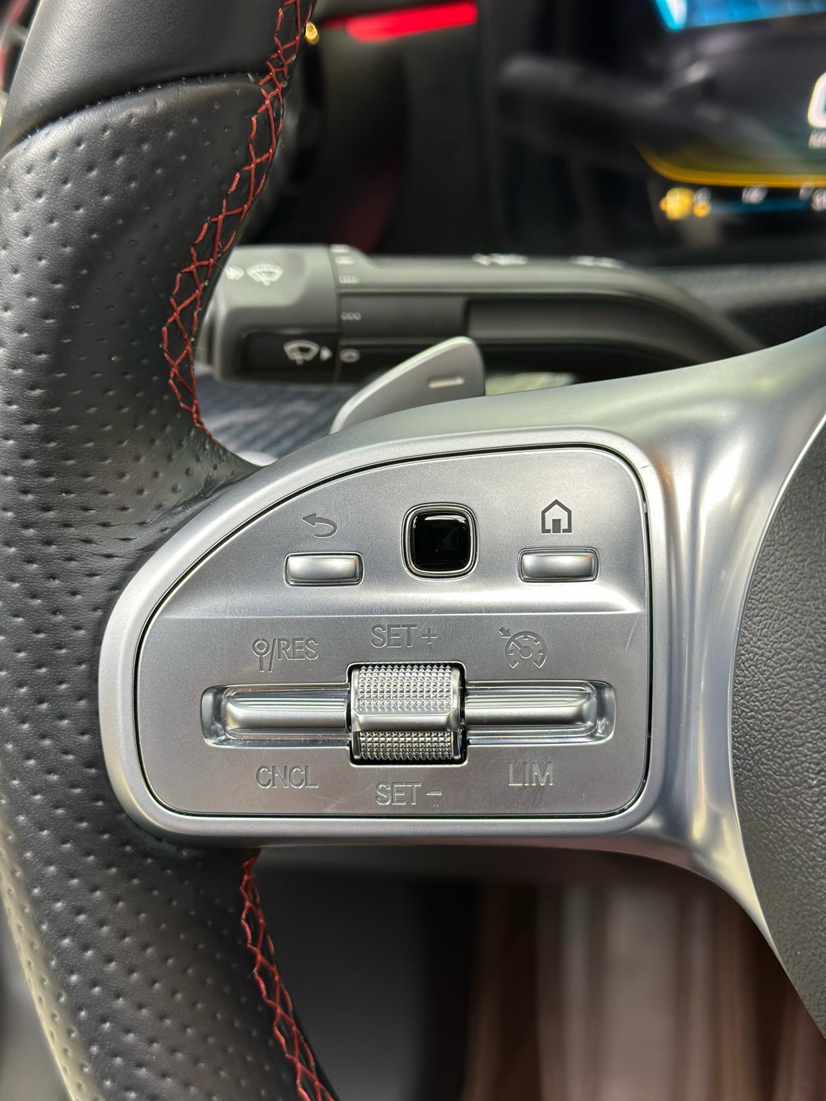 Mercedes-AMG A35