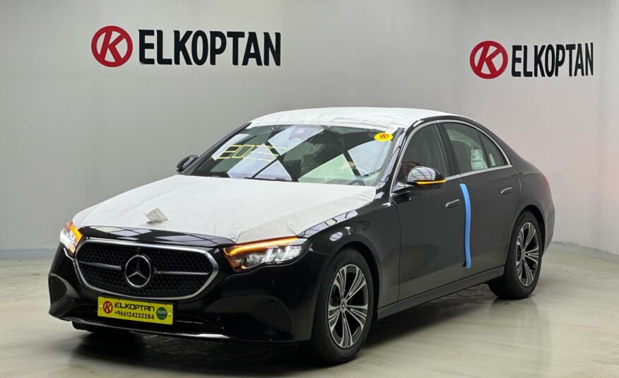 Mercedes E 200