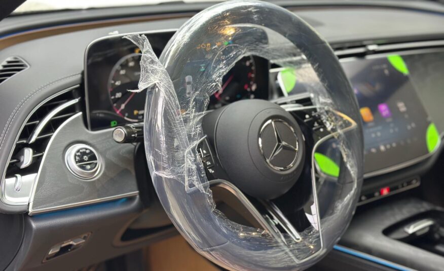 Mercedes E 200