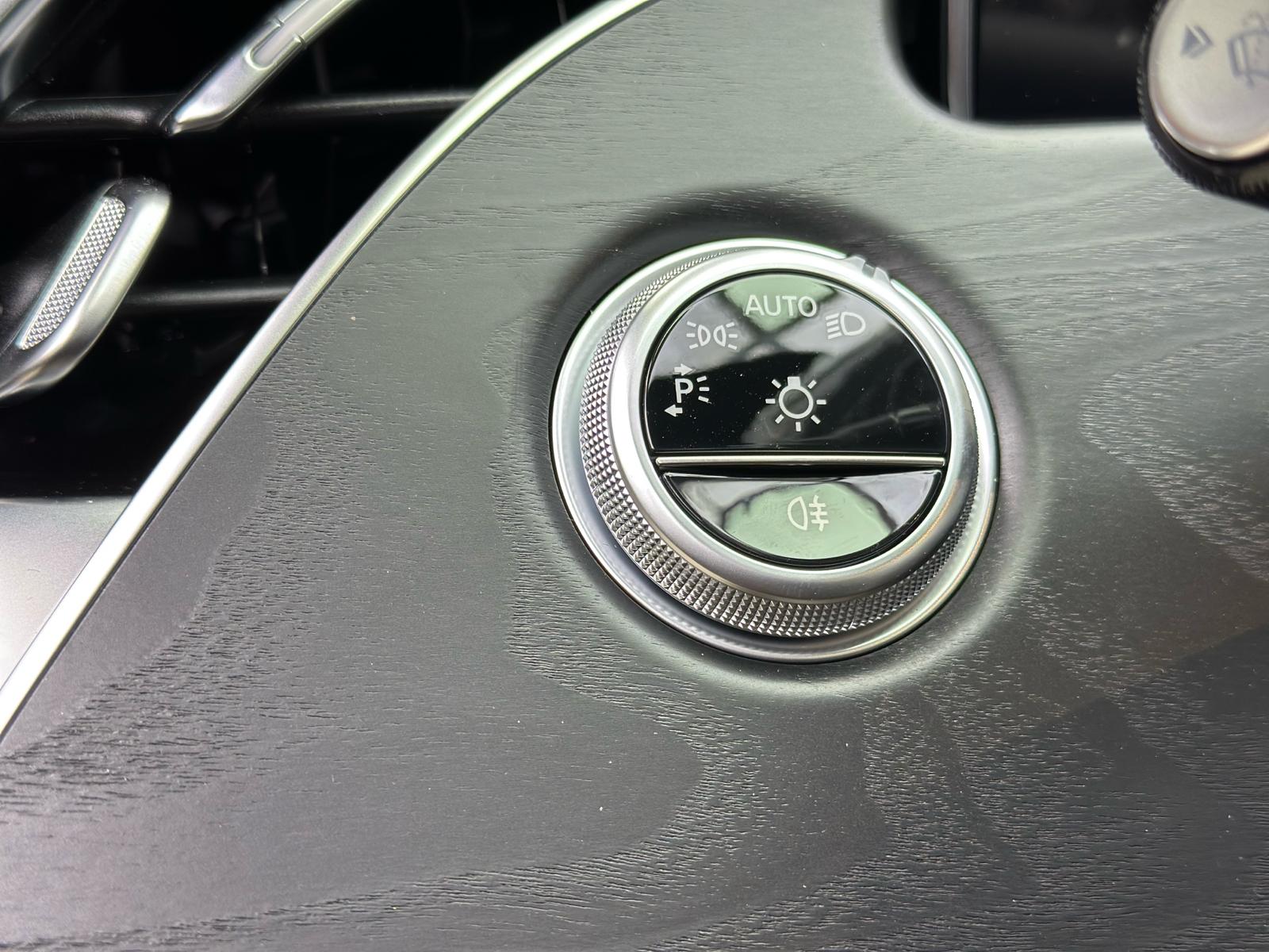 Mercedes E 200