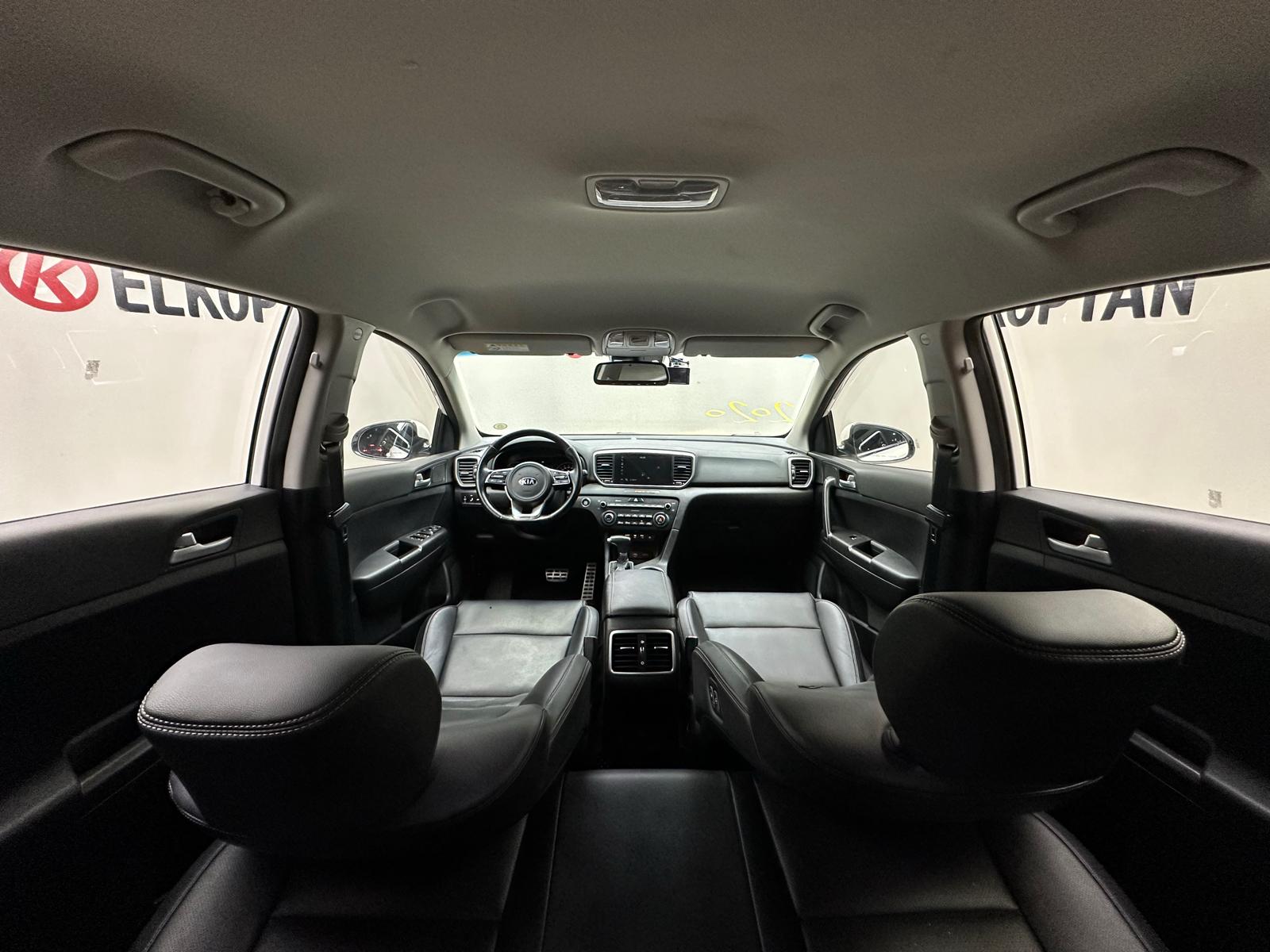 KIA- sportage