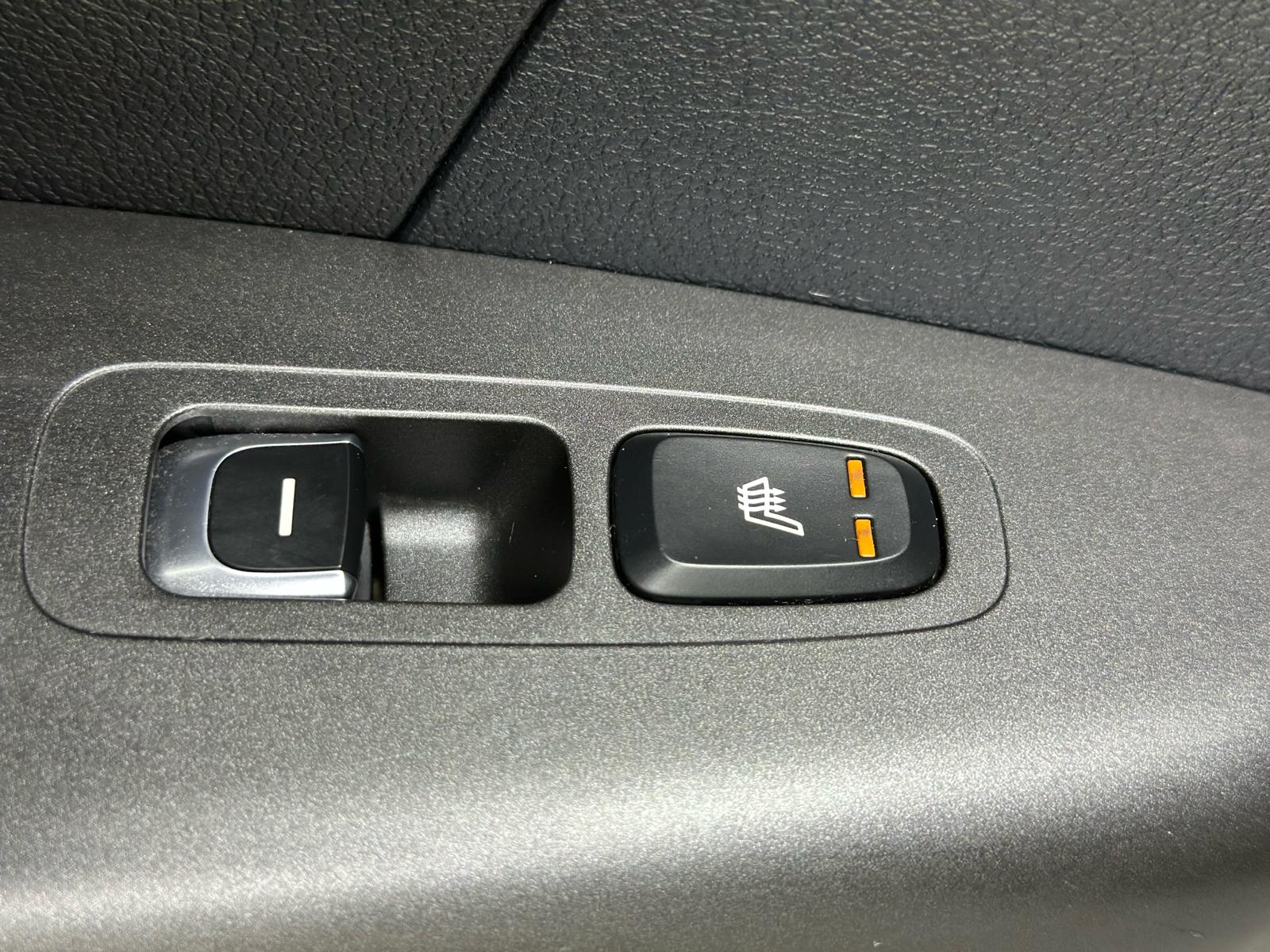 KIA- sportage