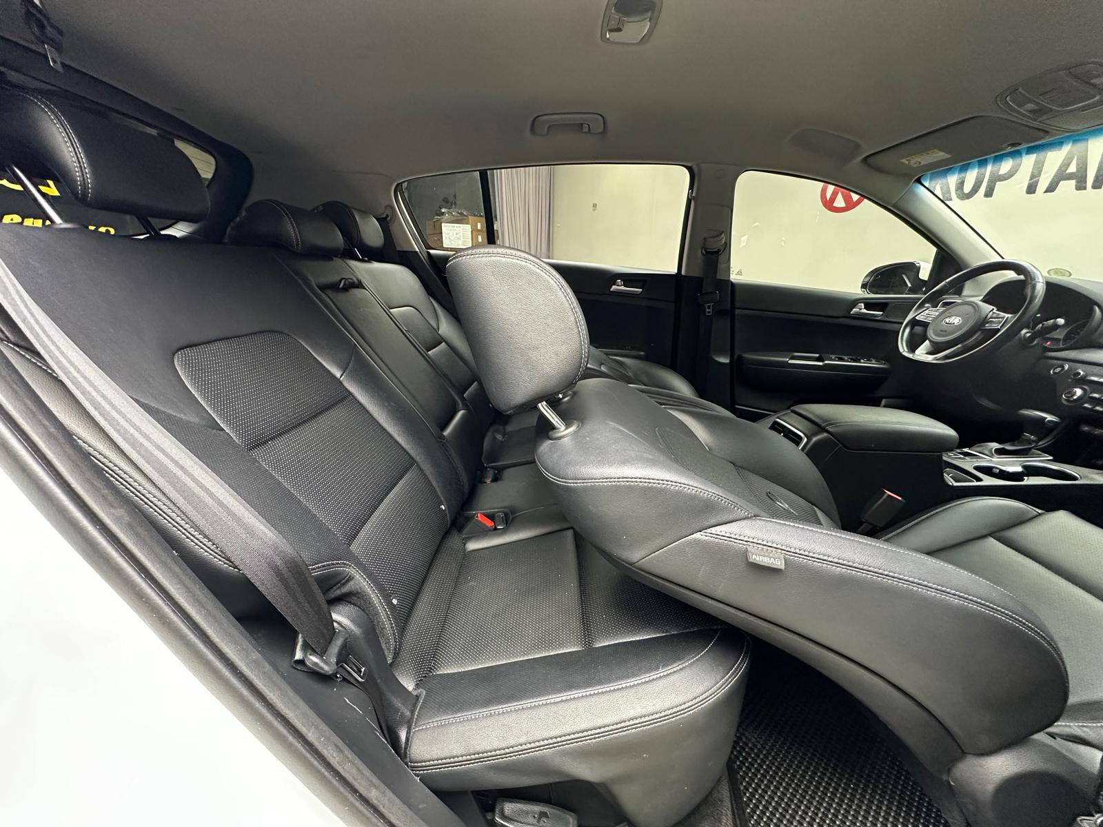 KIA- sportage