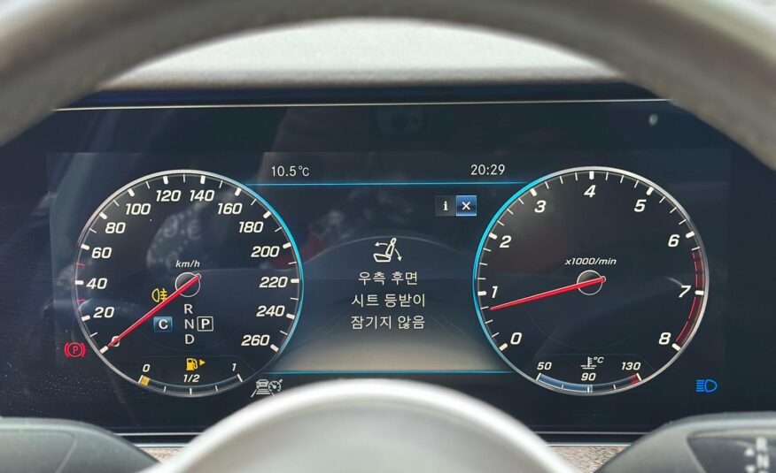 Mercedes-Benz E300