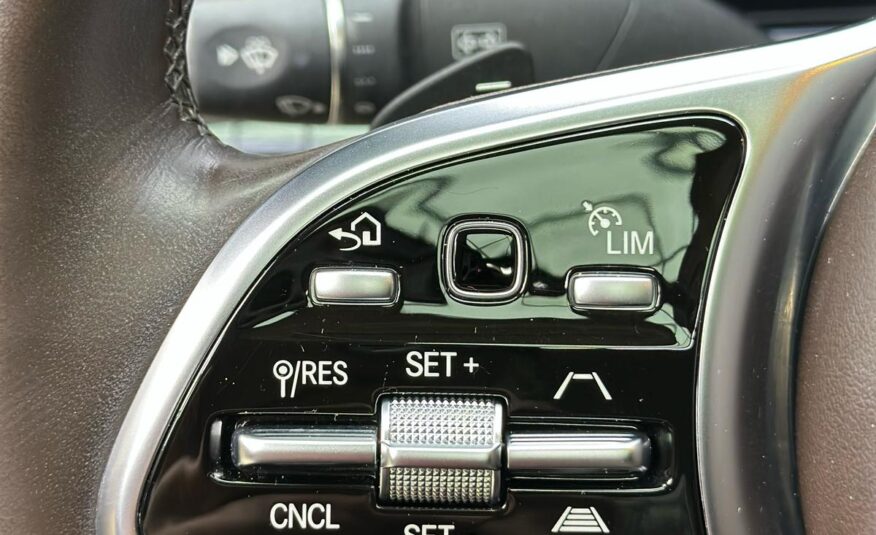 Mercedes-Benz E300