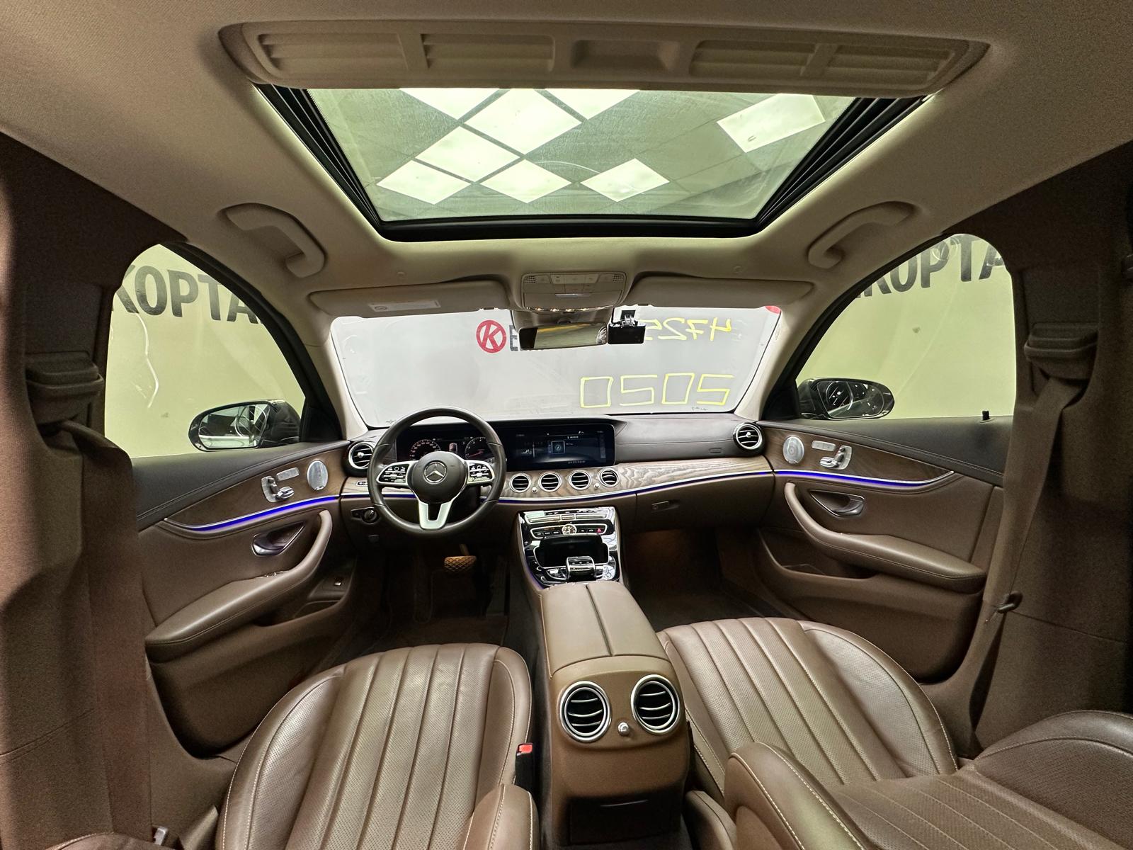 Mercedes-Benz E300