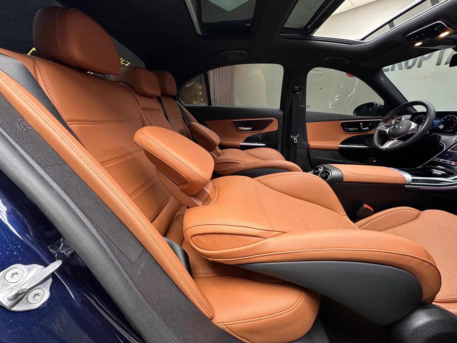Mercedes-Benz C300