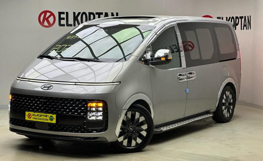 Hyundai Staria
