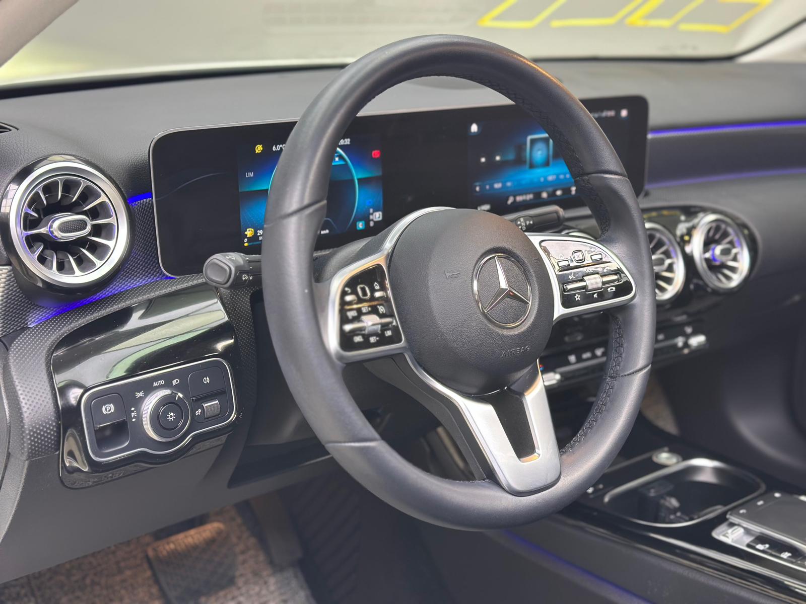 Mercedes-Benz