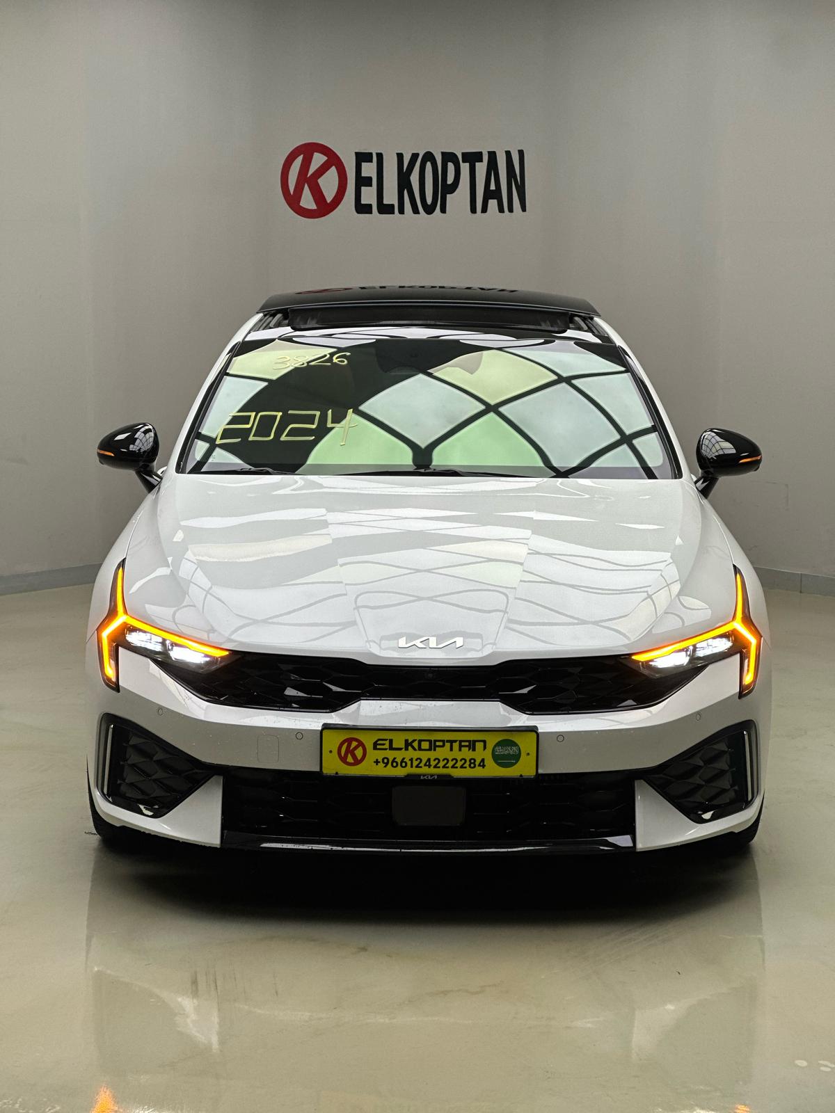 KIA K5