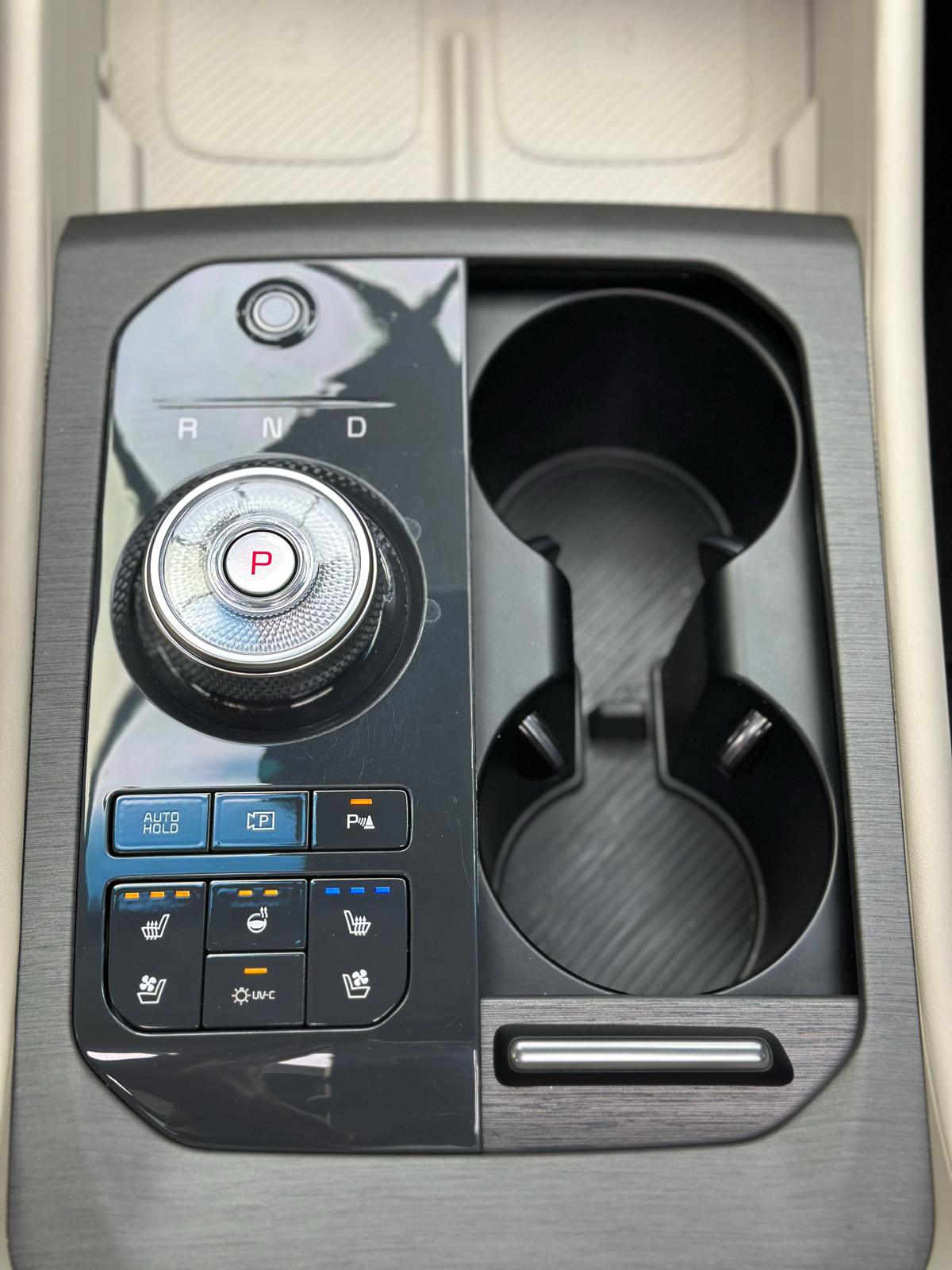KIA- K8