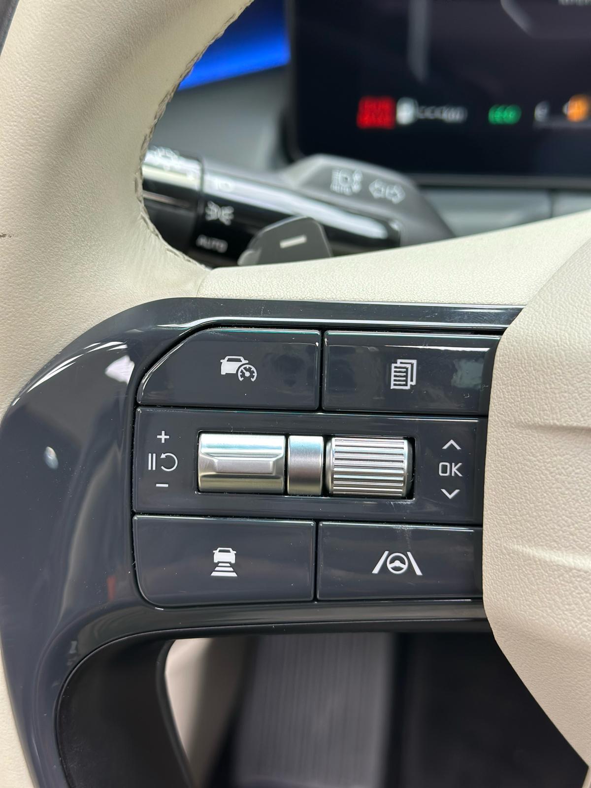 KIA- K8