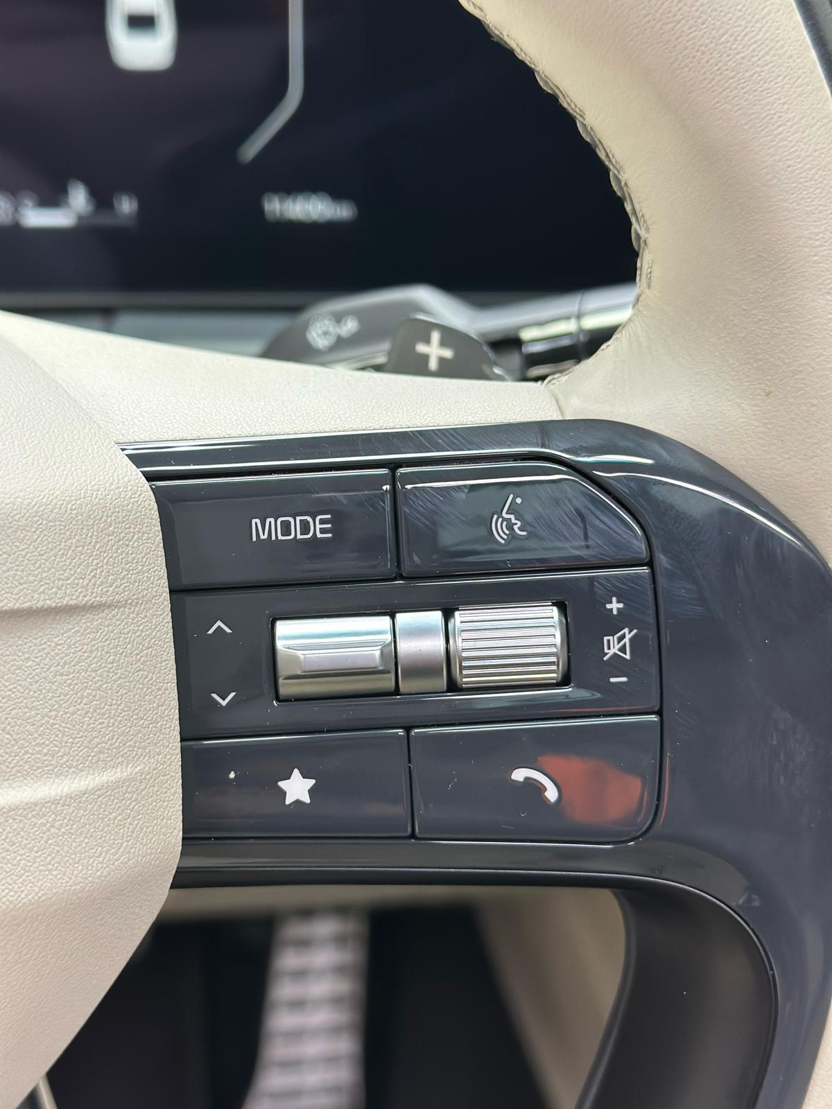 KIA- K8