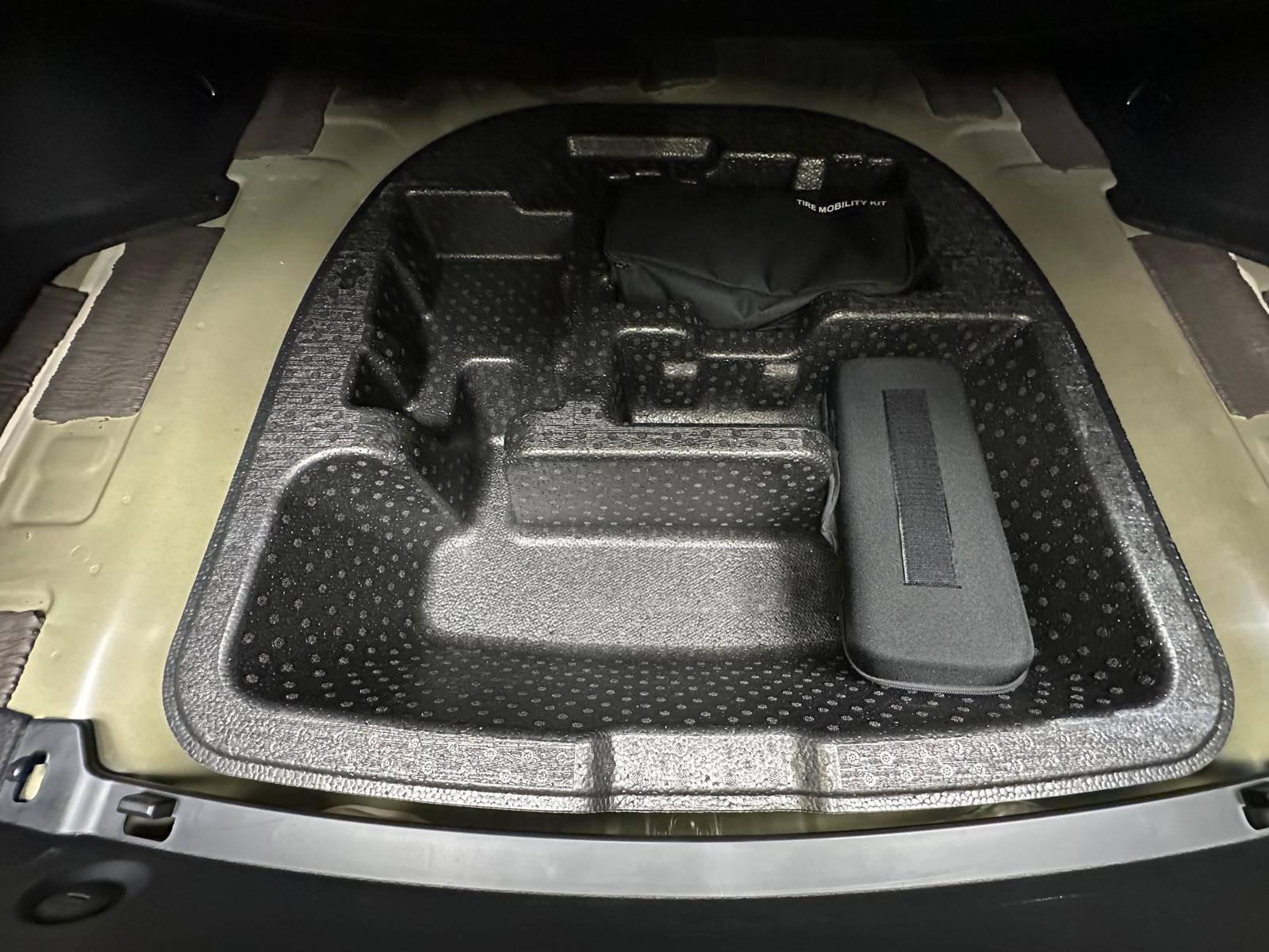 KIA- K8