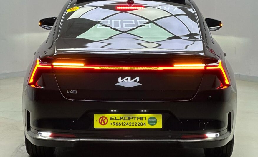 KIA- K8