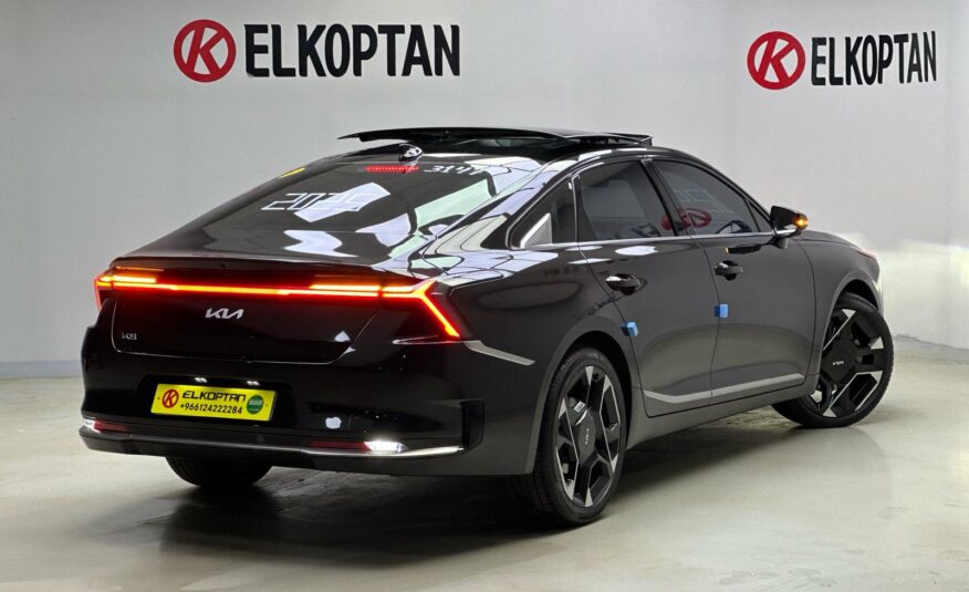 KIA- K8