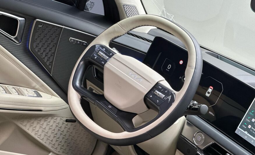 KIA- K8