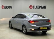 Hyundai Avante AD