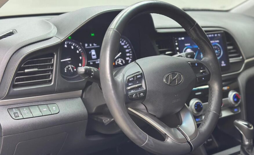 Hyundai Avante AD