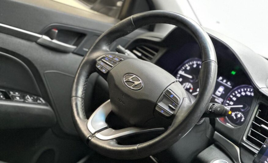 Hyundai Avante AD