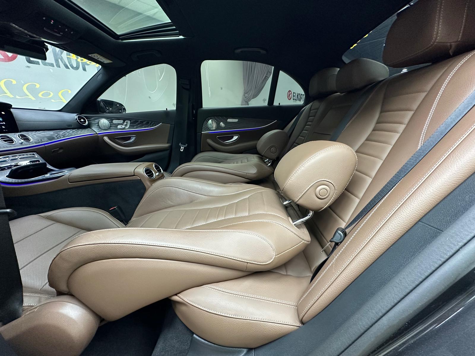 Mercedes E350